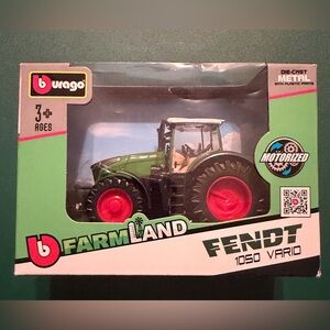 Bburago Farm Land Fendt 1050 Vario Motorized Die-Cast Metal Tractor